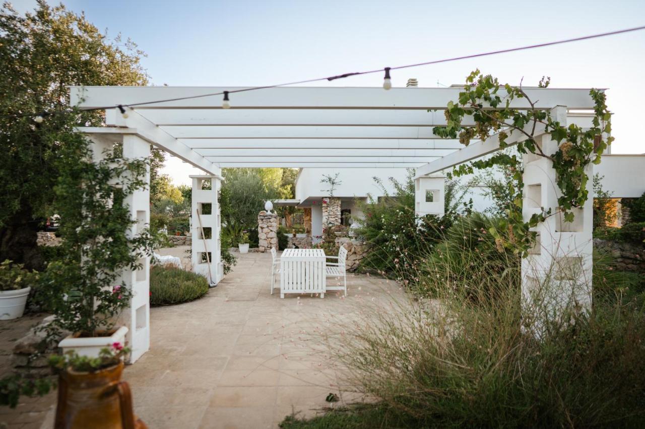 Prestigiosa Villa Con Piscina Condominiale Monopoli Buitenkant foto