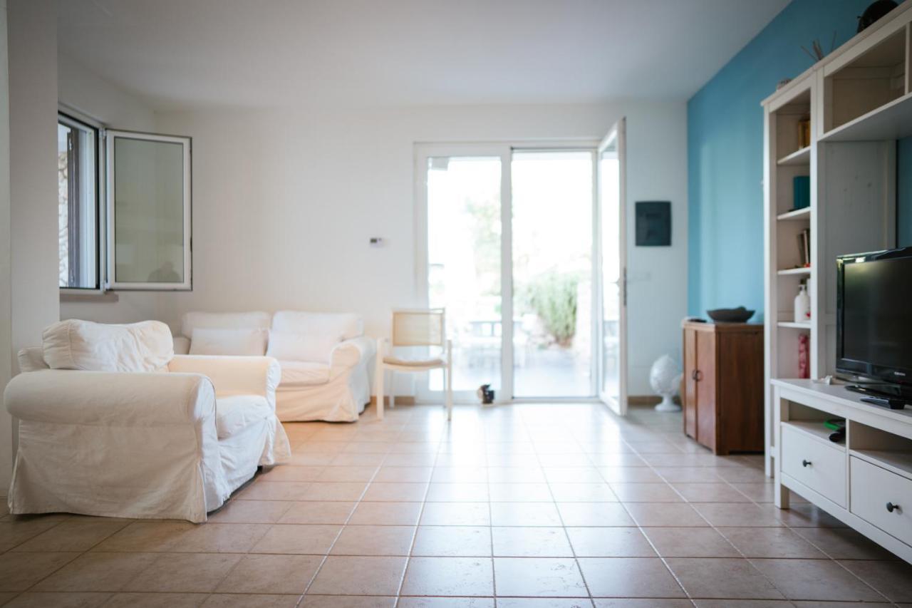 Prestigiosa Villa Con Piscina Condominiale Monopoli Buitenkant foto