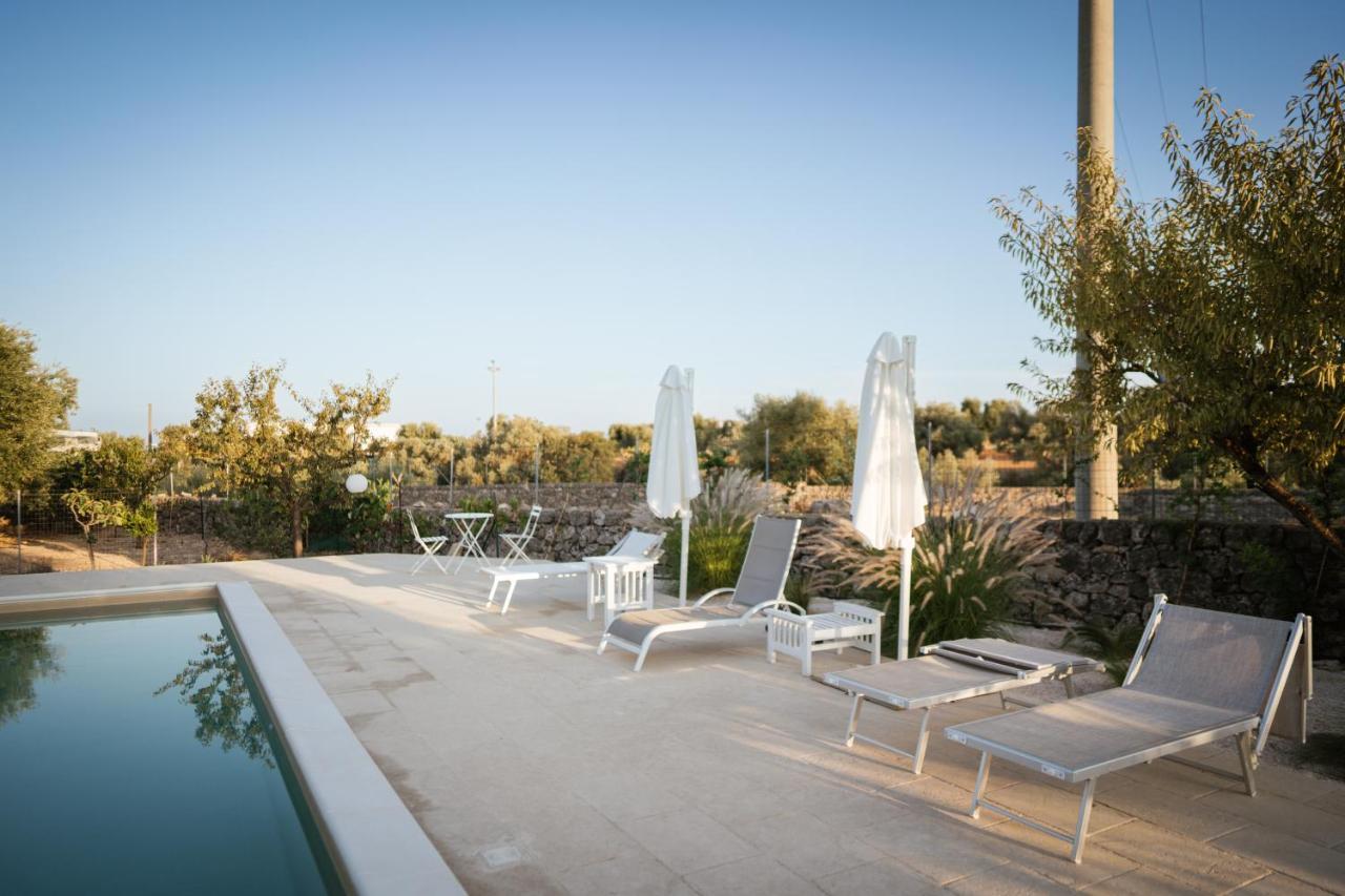 Prestigiosa Villa Con Piscina Condominiale Monopoli Buitenkant foto